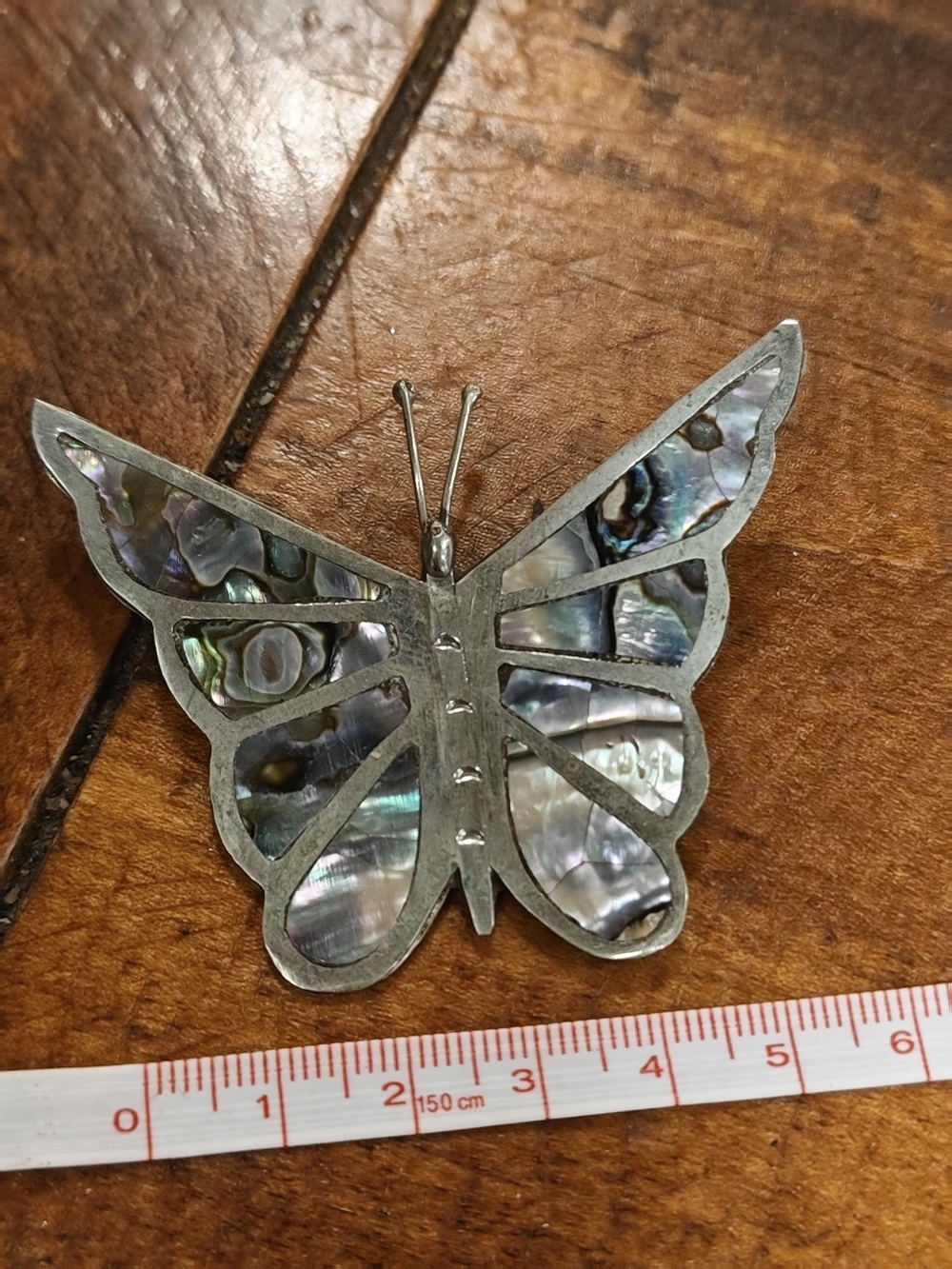 VINTAGE Butterfly Abalone Shell Inlay Accent - Iridescent Silver Frame - Picture 2 of 2